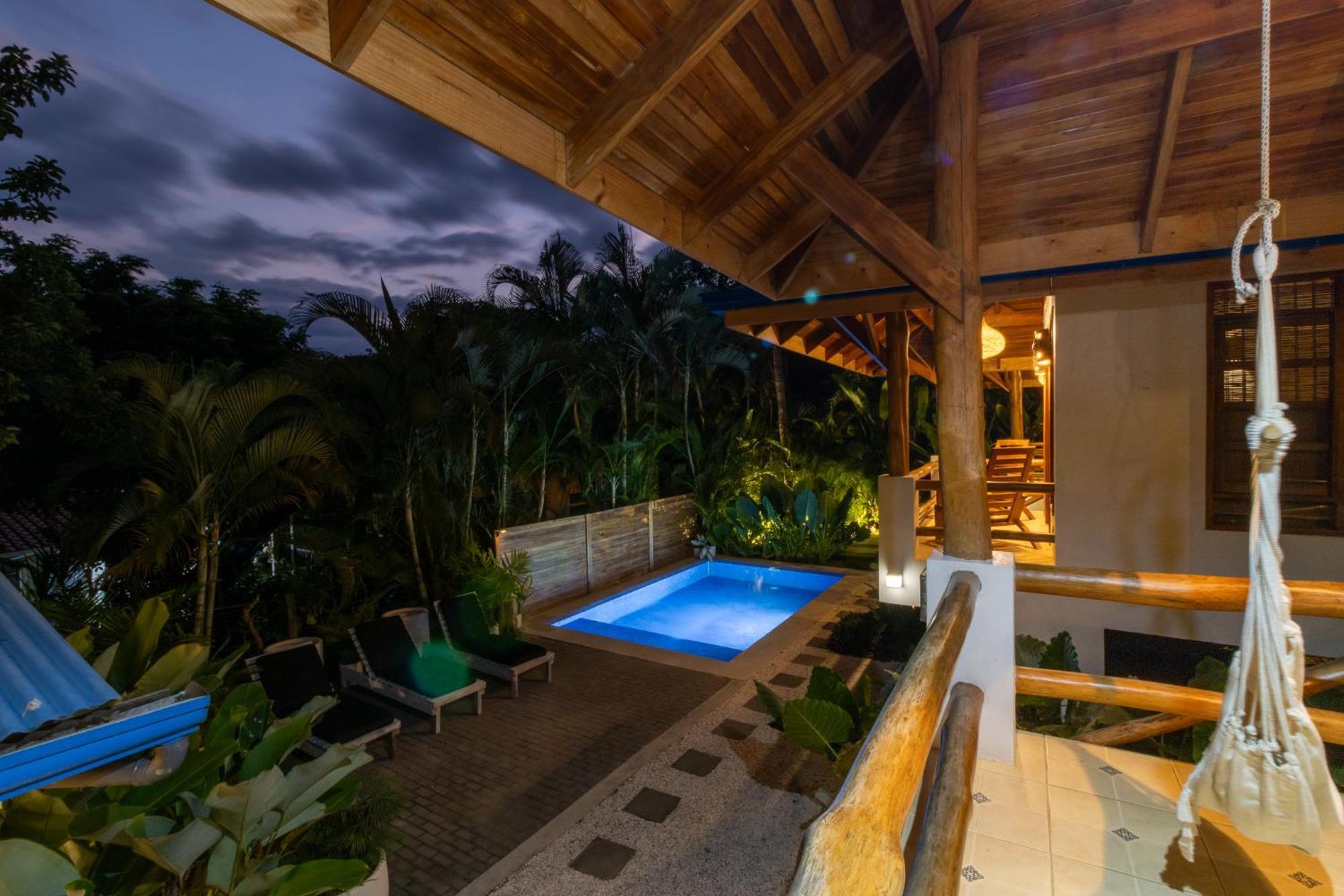 Отель Blue Surf Sanctuary Playa Santa Teresa  Экстерьер фото