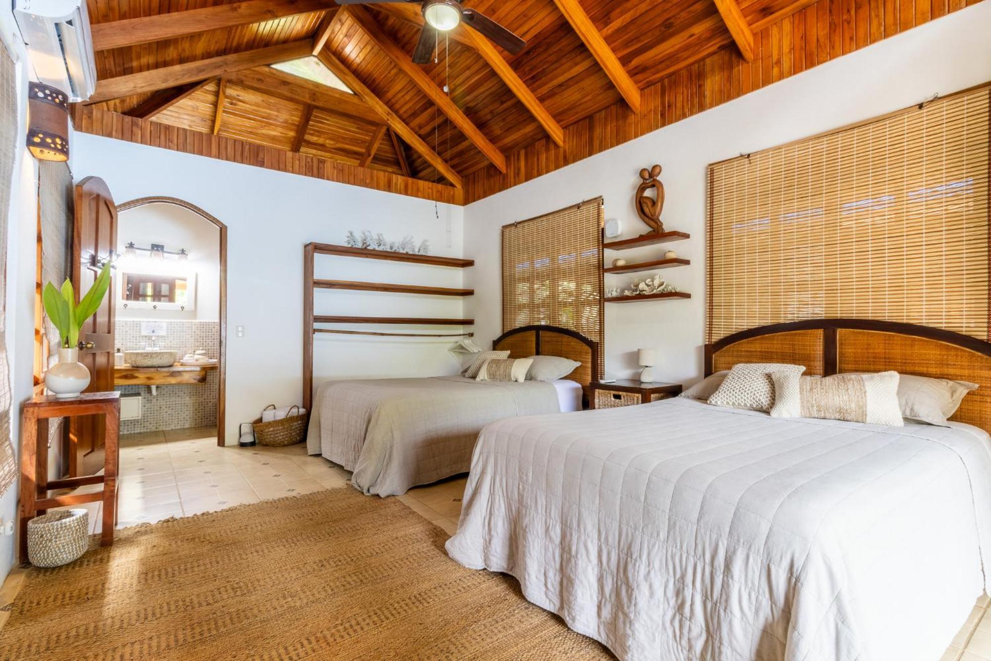 Отель Blue Surf Sanctuary Playa Santa Teresa  Экстерьер фото