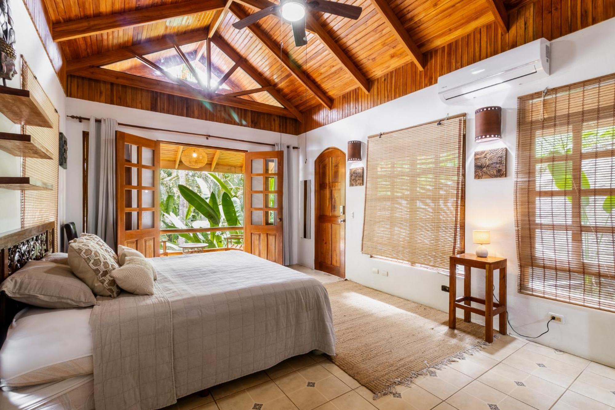 Отель Blue Surf Sanctuary Playa Santa Teresa  Экстерьер фото