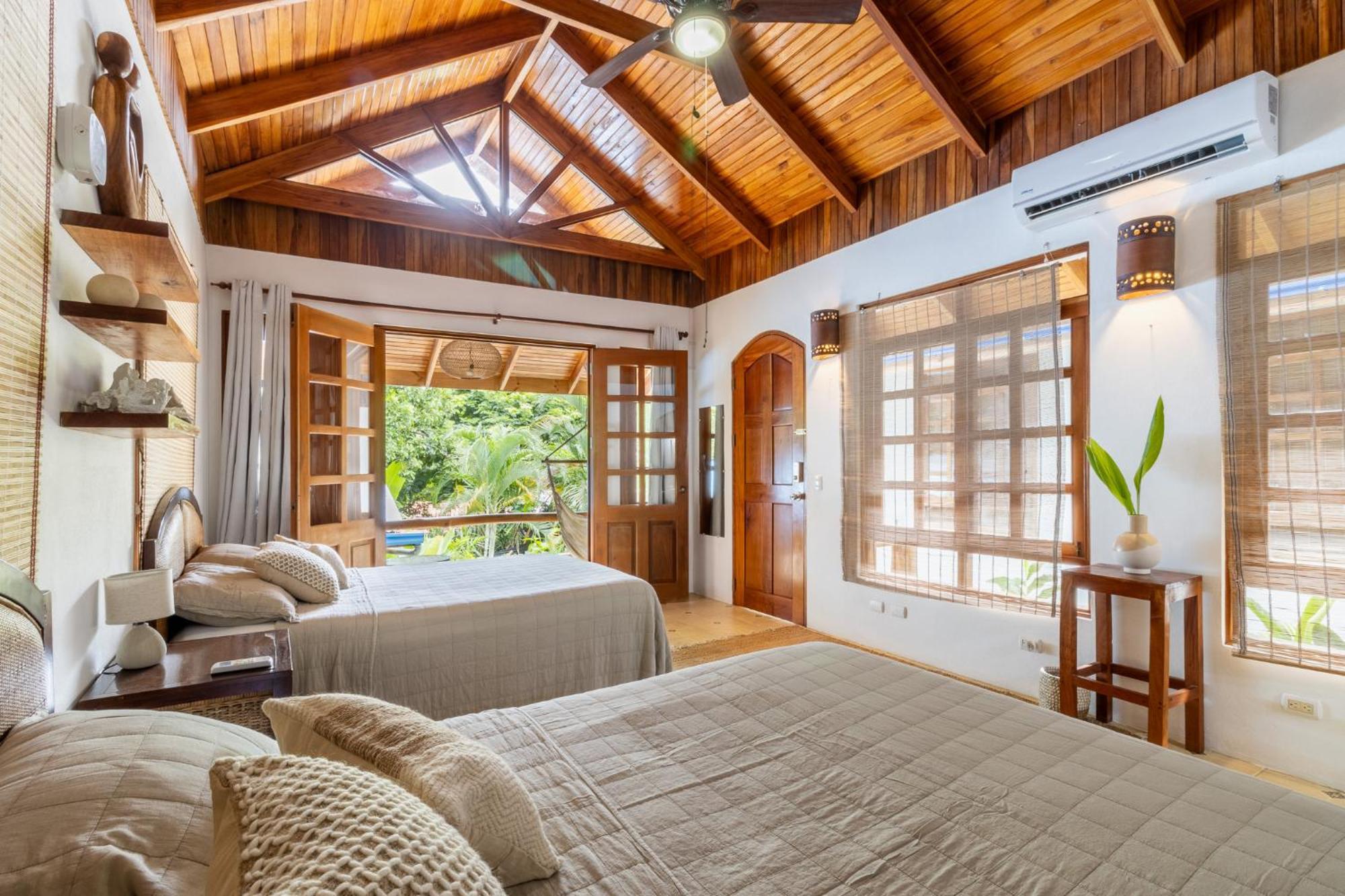Отель Blue Surf Sanctuary Playa Santa Teresa  Экстерьер фото