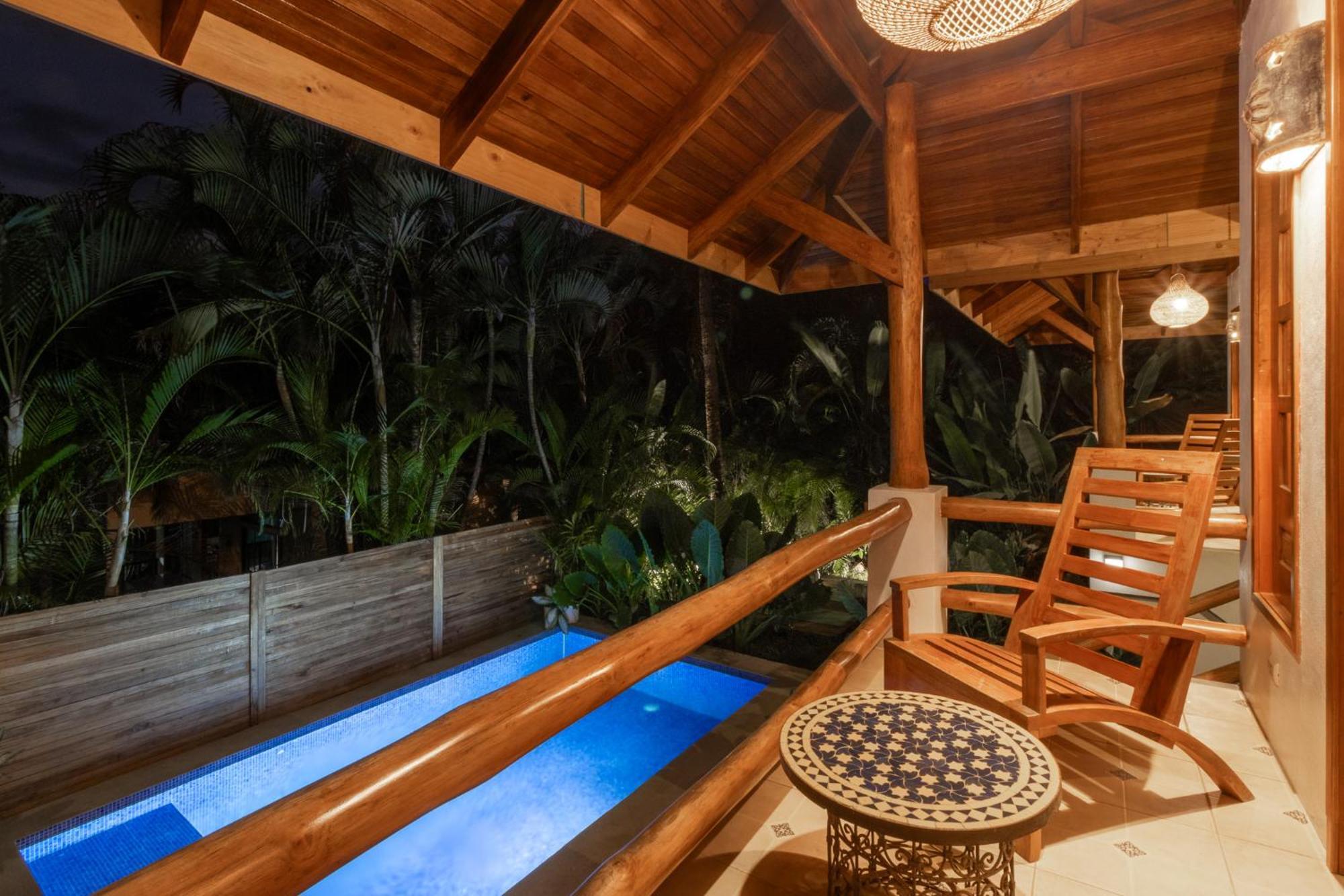 Отель Blue Surf Sanctuary Playa Santa Teresa  Экстерьер фото