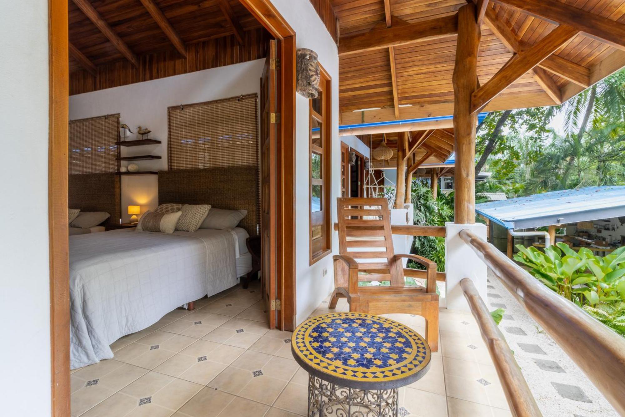 Отель Blue Surf Sanctuary Playa Santa Teresa  Экстерьер фото