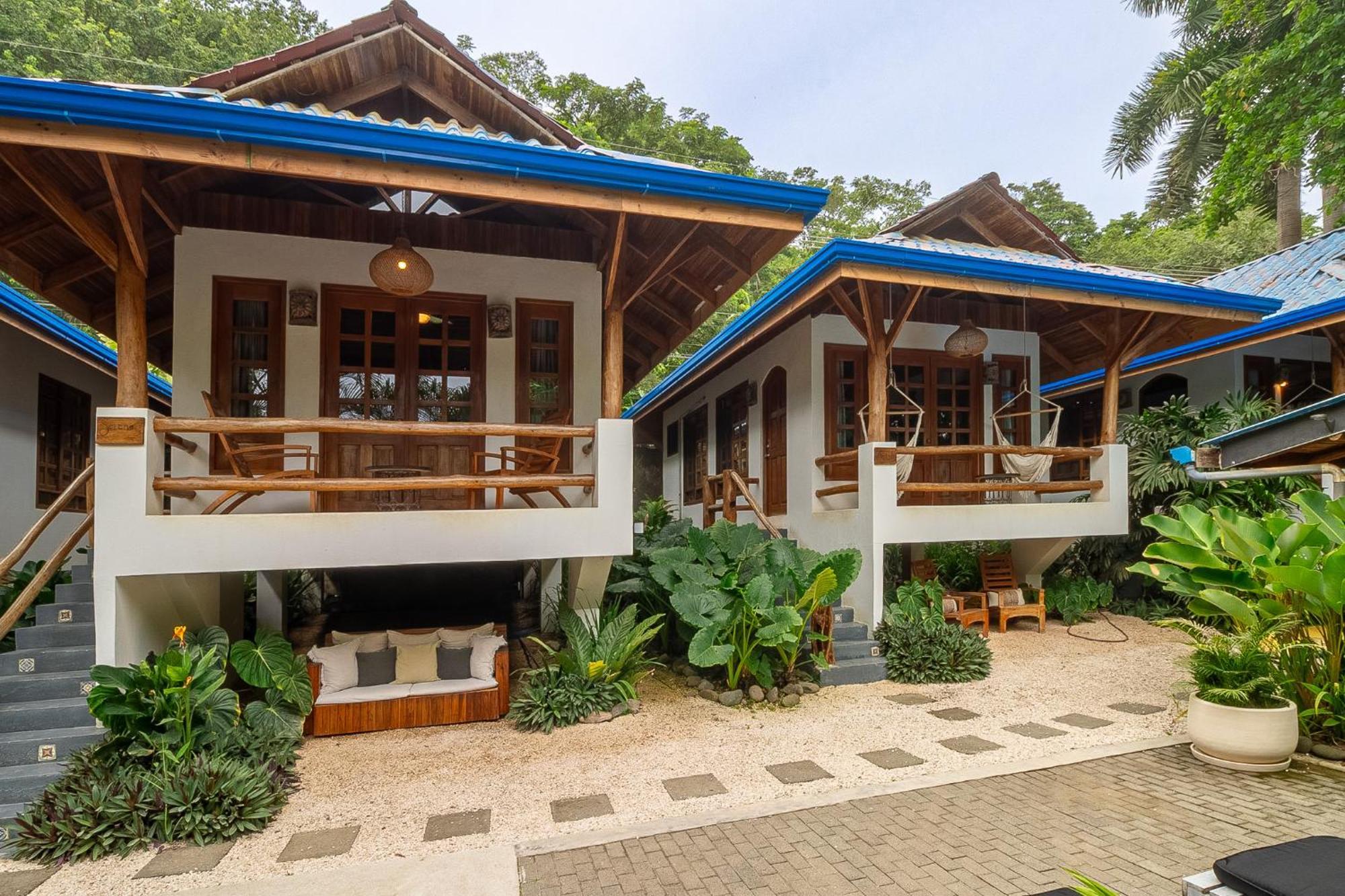 Отель Blue Surf Sanctuary Playa Santa Teresa  Экстерьер фото